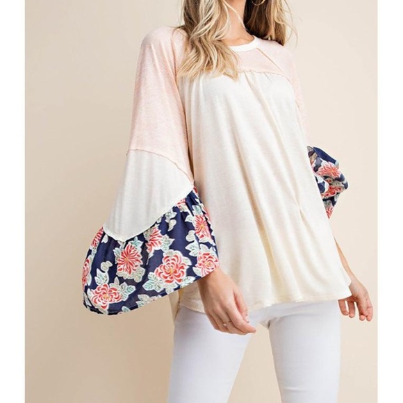 017 Boho Floral Print Bell Sleeve Loose Fit Top - Picture 5 of 5